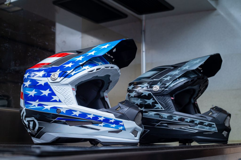 Casco Moto motocross fuoristrada enduro grafica nuova